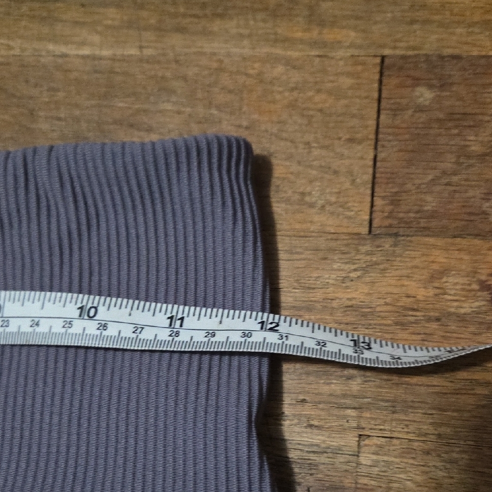 Athleta Ribbed Elation Rib-Tight Leggings - Picture 3 of 7
